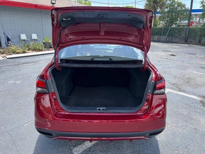 2025 Nissan Versa SR 4dr Sedan