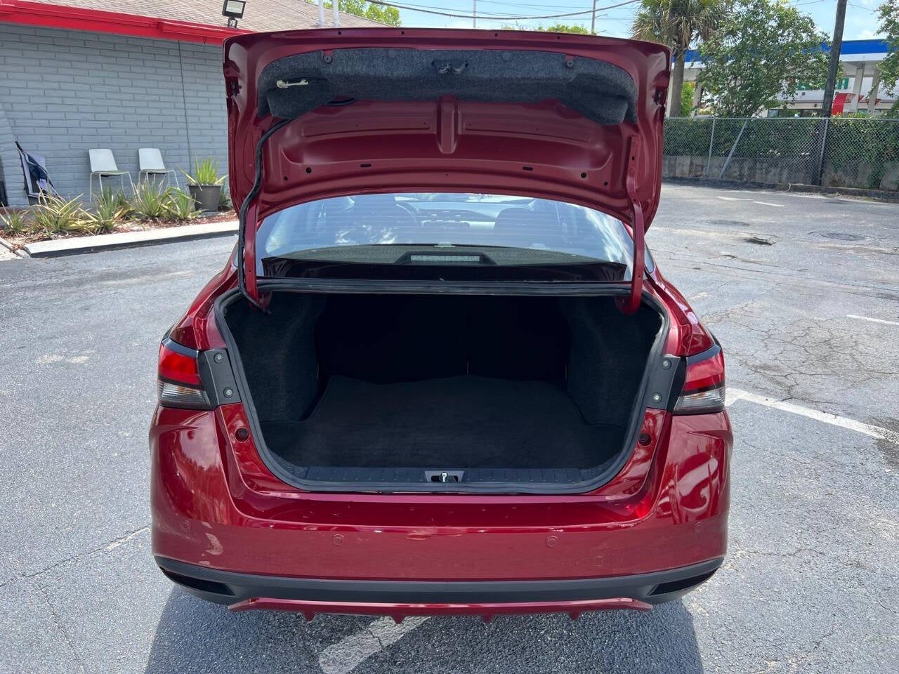 2025 Nissan Versa SR 4dr Sedan