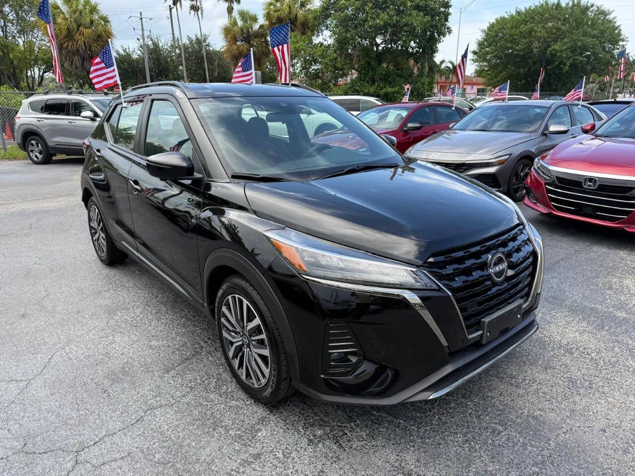 2024 Nissan Kicks SR 4dr Crossover