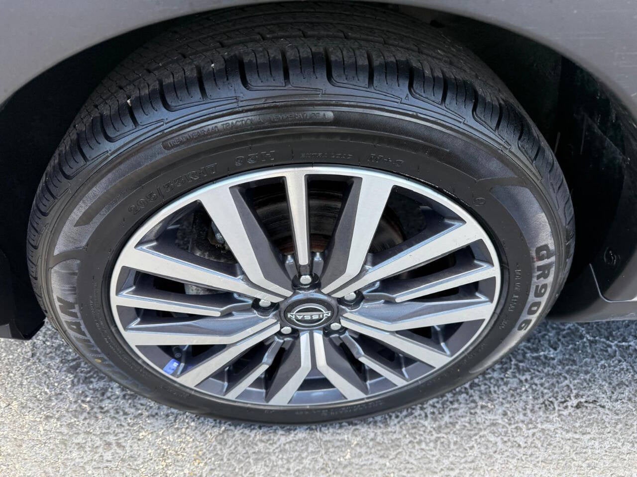 2024 Nissan Kicks SR 4dr Crossover