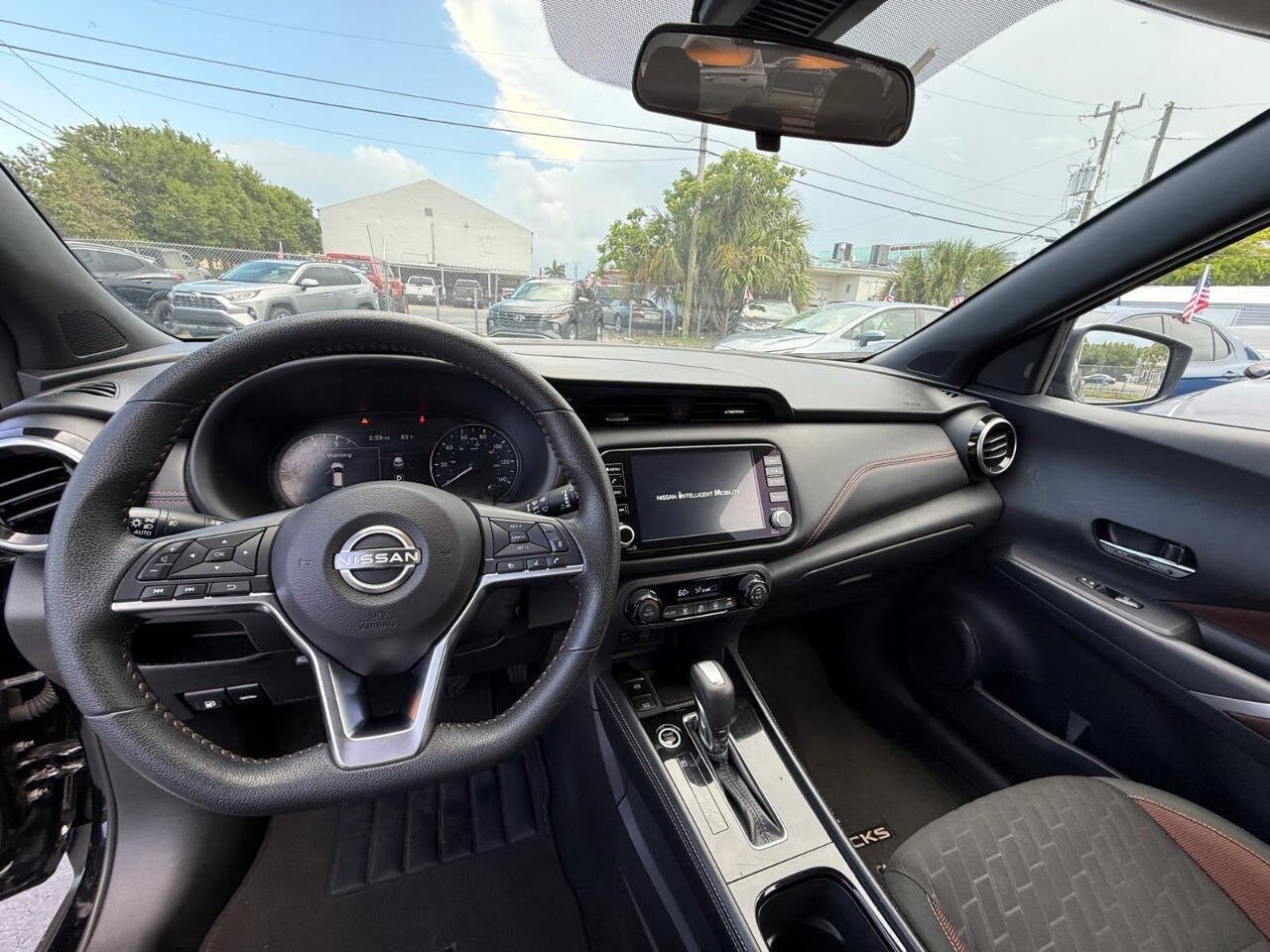 2024 Nissan Kicks SR 4dr Crossover