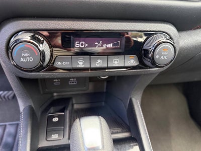 2024 Nissan Kicks SR 4dr Crossover