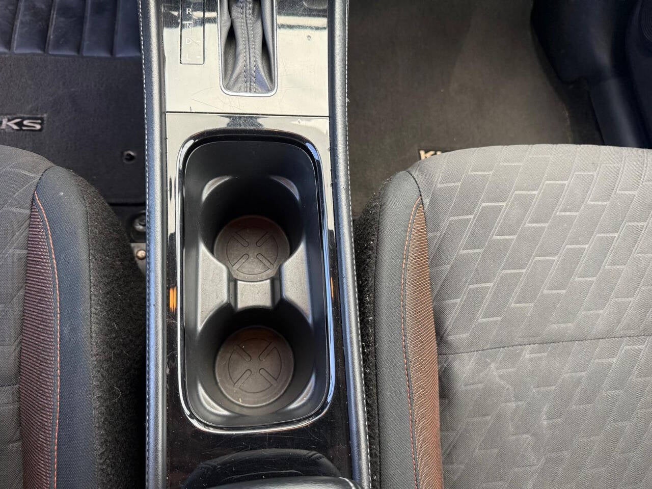 2024 Nissan Kicks SR 4dr Crossover