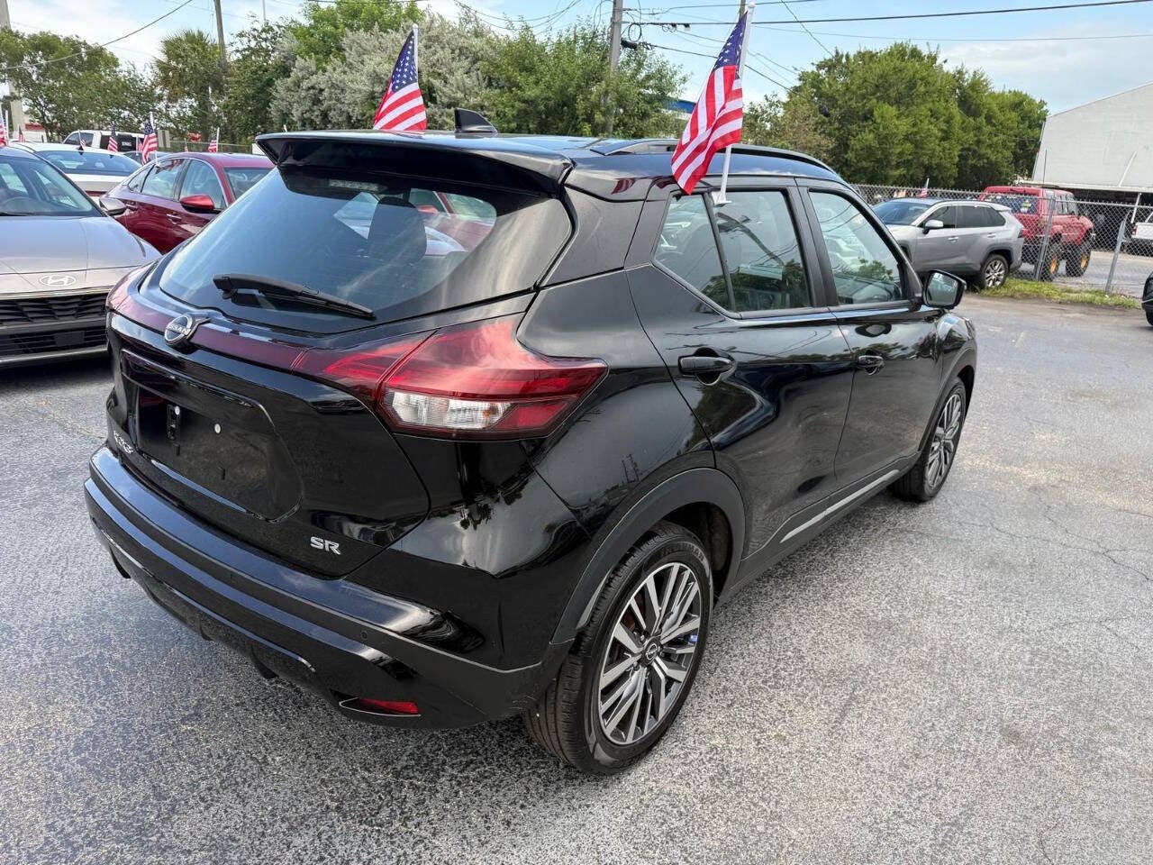 2024 Nissan Kicks SR 4dr Crossover