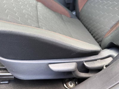 2024 Nissan Kicks SR 4dr Crossover