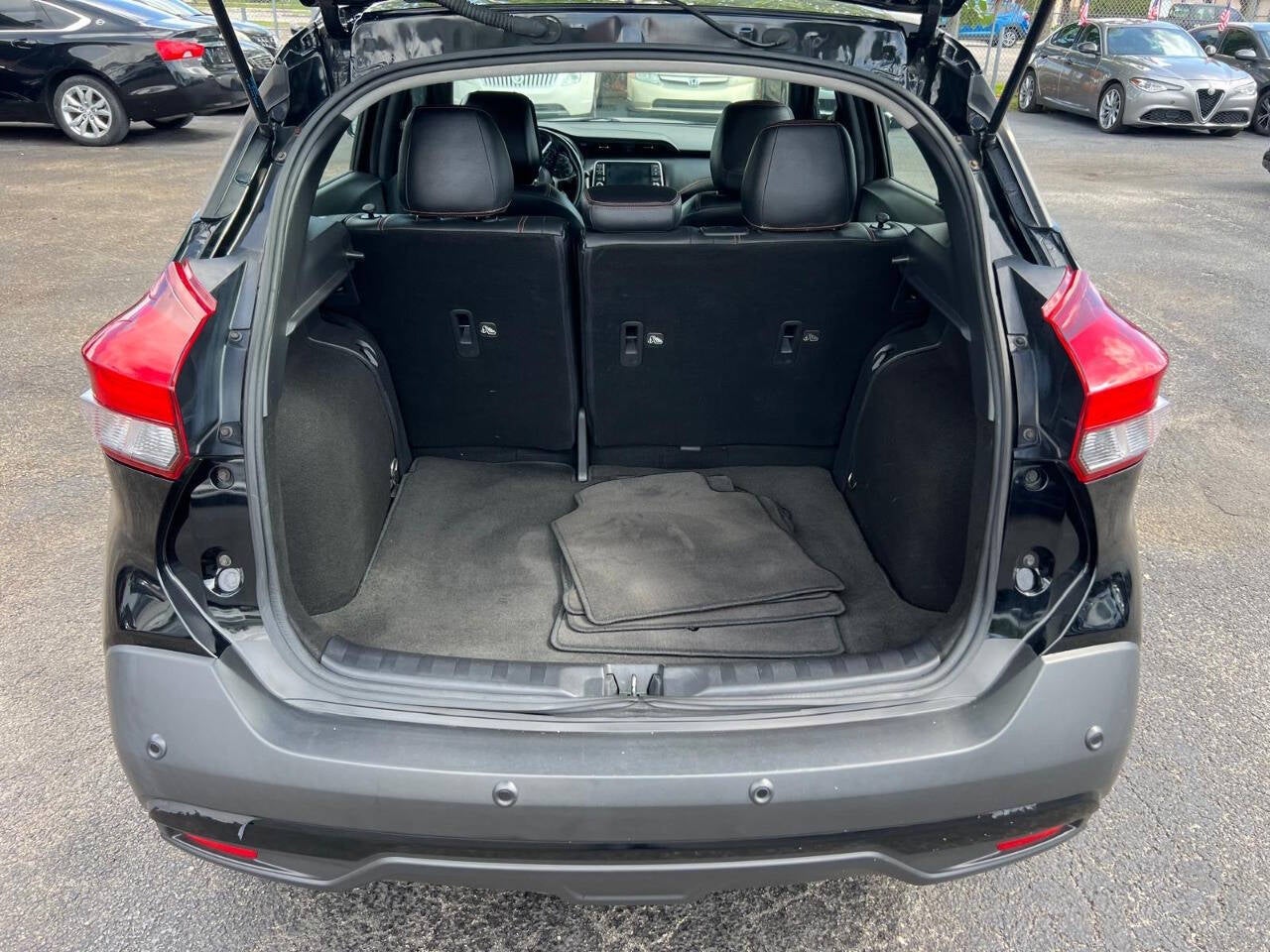 2020 Nissan Kicks SR 4dr Crossover