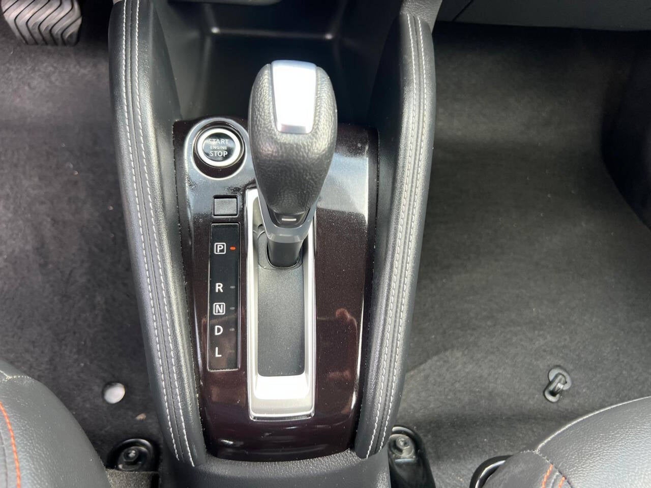 2020 Nissan Kicks SR 4dr Crossover