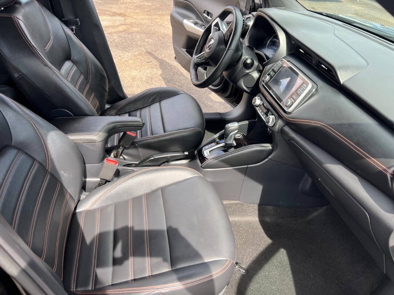 2020 Nissan Kicks SR 4dr Crossover