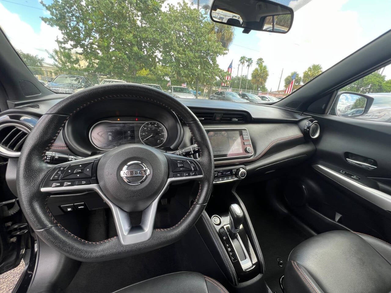 2020 Nissan Kicks SR 4dr Crossover