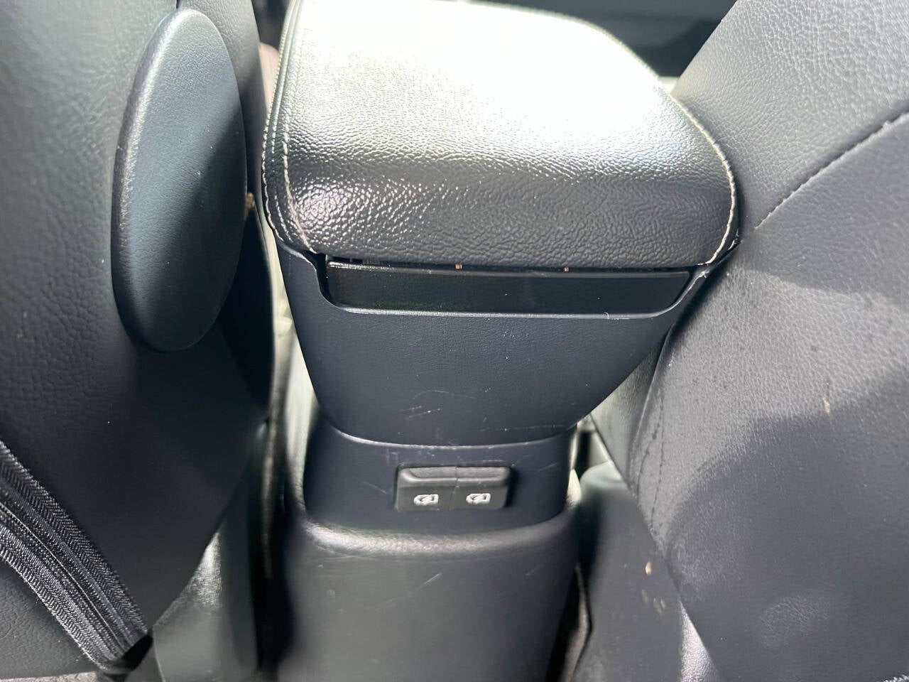 2020 Nissan Kicks SR 4dr Crossover