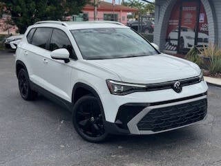 2025 Volkswagen Taos SE 4dr SUV