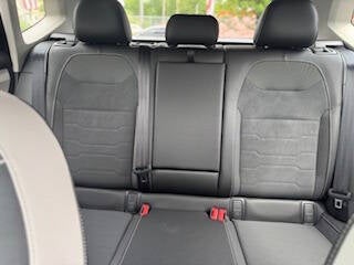 2025 Volkswagen Taos SE 4dr SUV