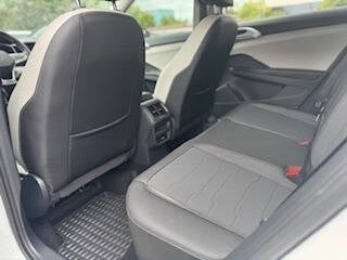 2025 Volkswagen Taos SE 4dr SUV