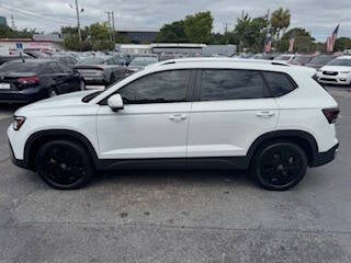 2025 Volkswagen Taos SE 4dr SUV