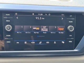 2023 Volkswagen Taos SE 4dr SUV