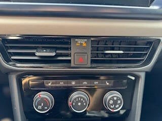 2023 Volkswagen Taos SE 4dr SUV