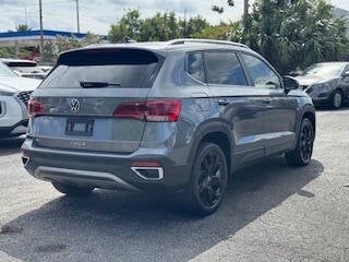 2023 Volkswagen Taos SE 4dr SUV
