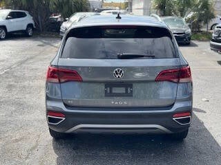 2023 Volkswagen Taos SE 4dr SUV