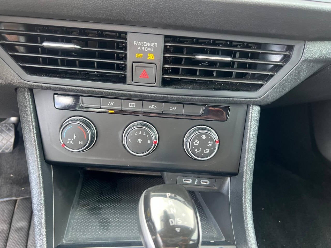 2024 Volkswagen Jetta S 4dr Sedan 8A