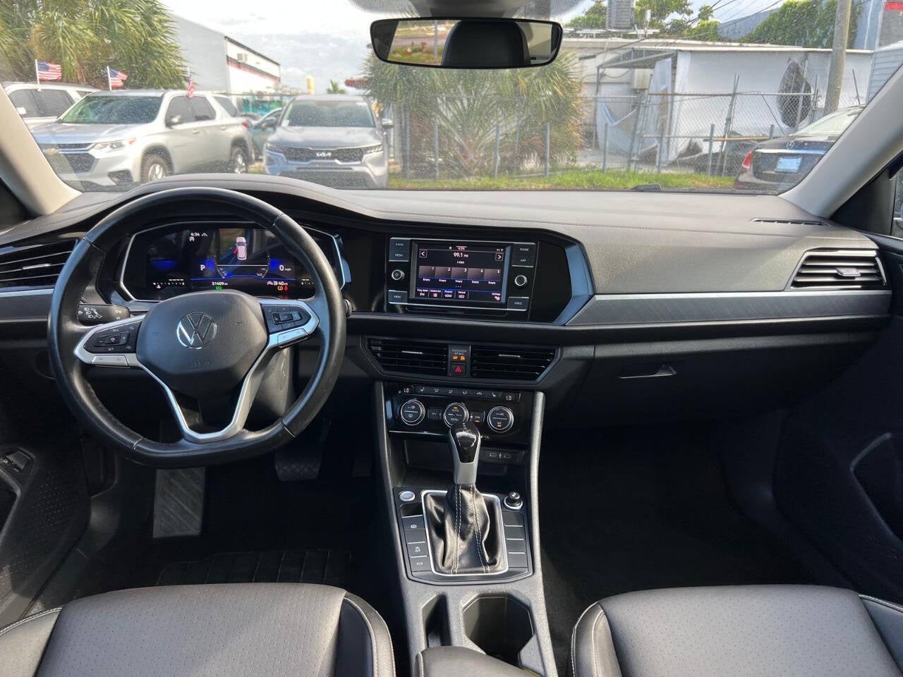 2024 Volkswagen Jetta SE 4dr Sedan