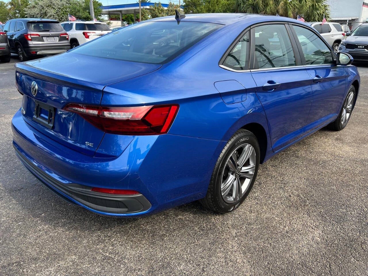 2024 Volkswagen Jetta SE 4dr Sedan