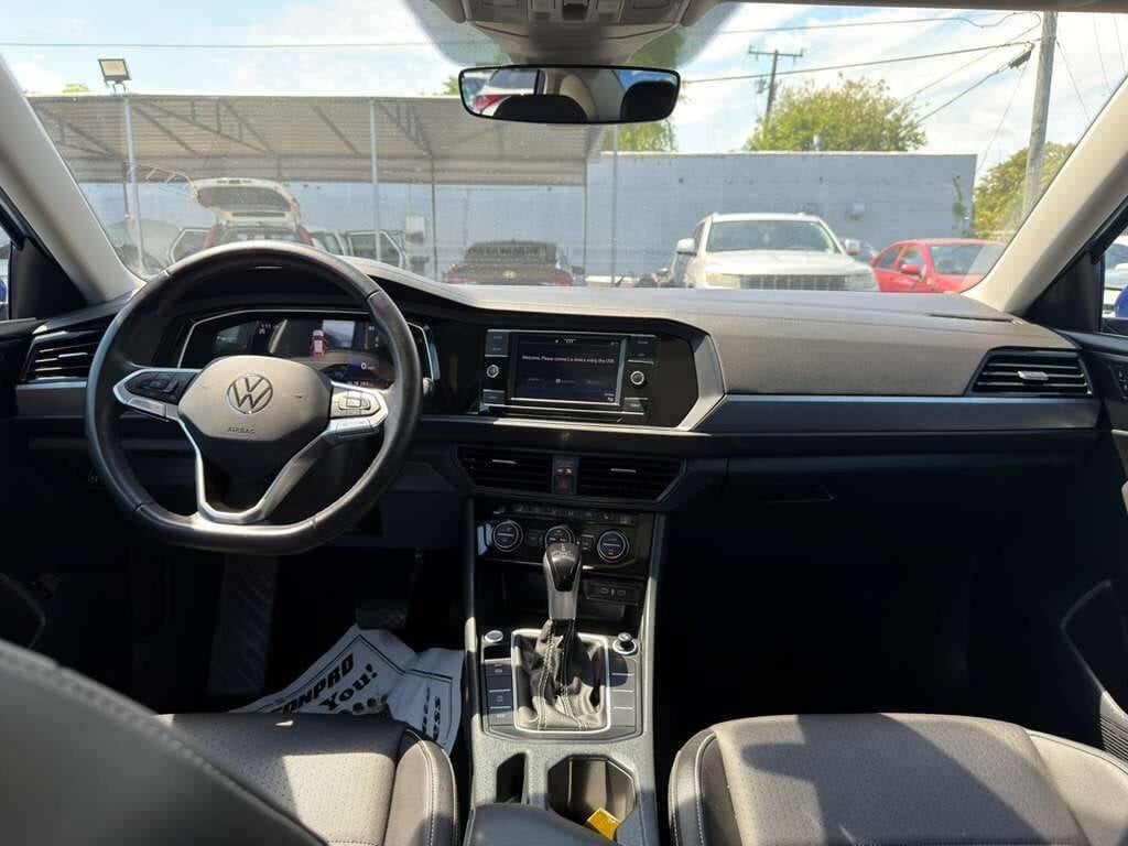 2024 Volkswagen Jetta SE 4dr Sedan