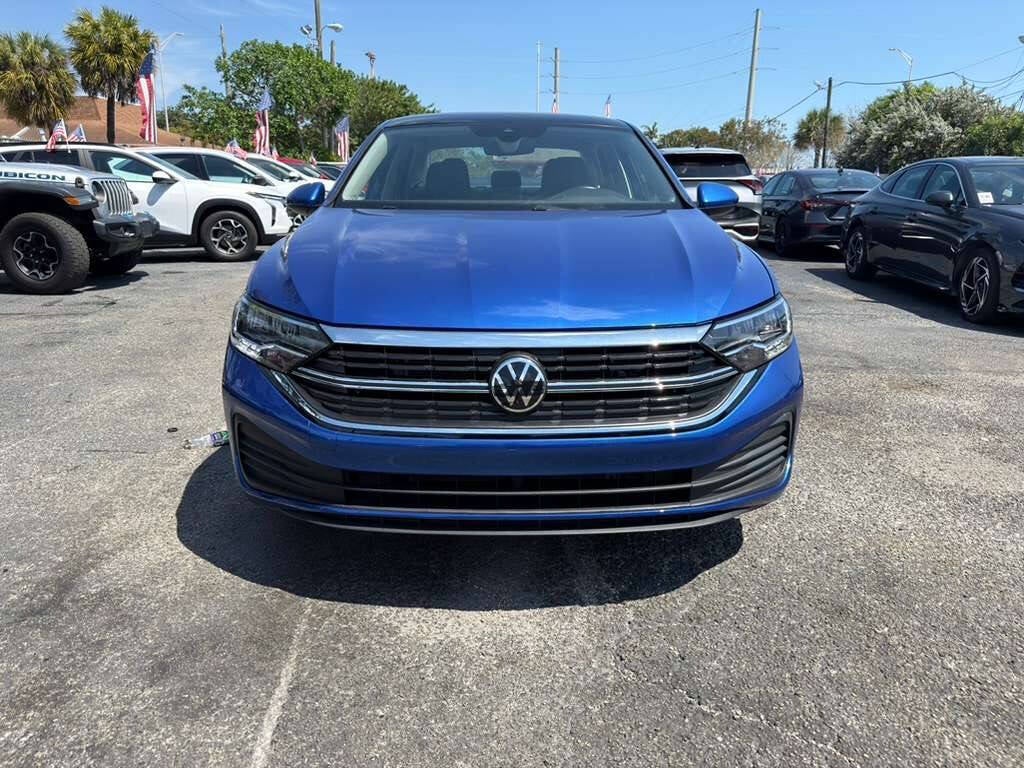 2024 Volkswagen Jetta SE 4dr Sedan