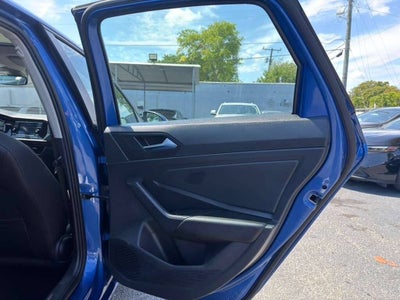 2024 Volkswagen Jetta SE 4dr Sedan