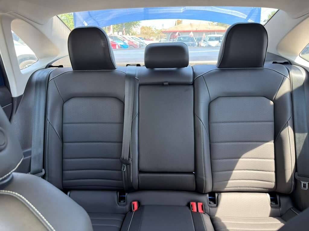 2024 Volkswagen Jetta SE 4dr Sedan