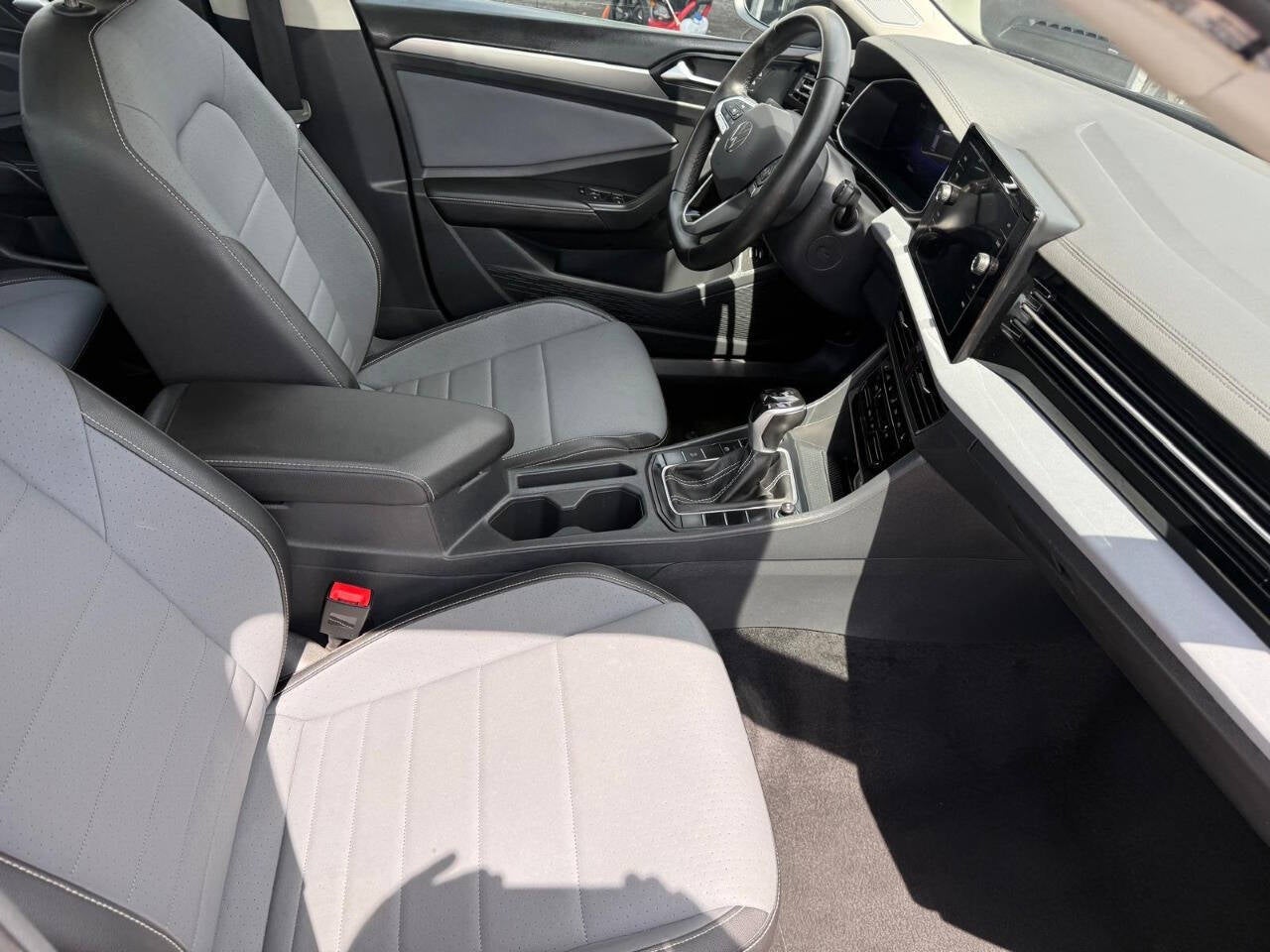 2025 Volkswagen Jetta SE 4dr Sedan