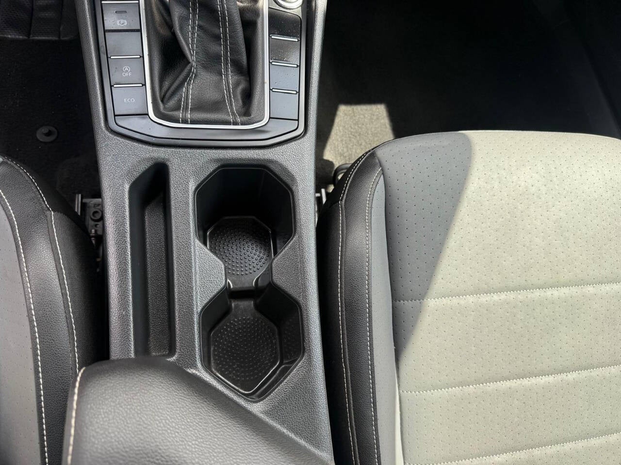 2025 Volkswagen Jetta SE 4dr Sedan