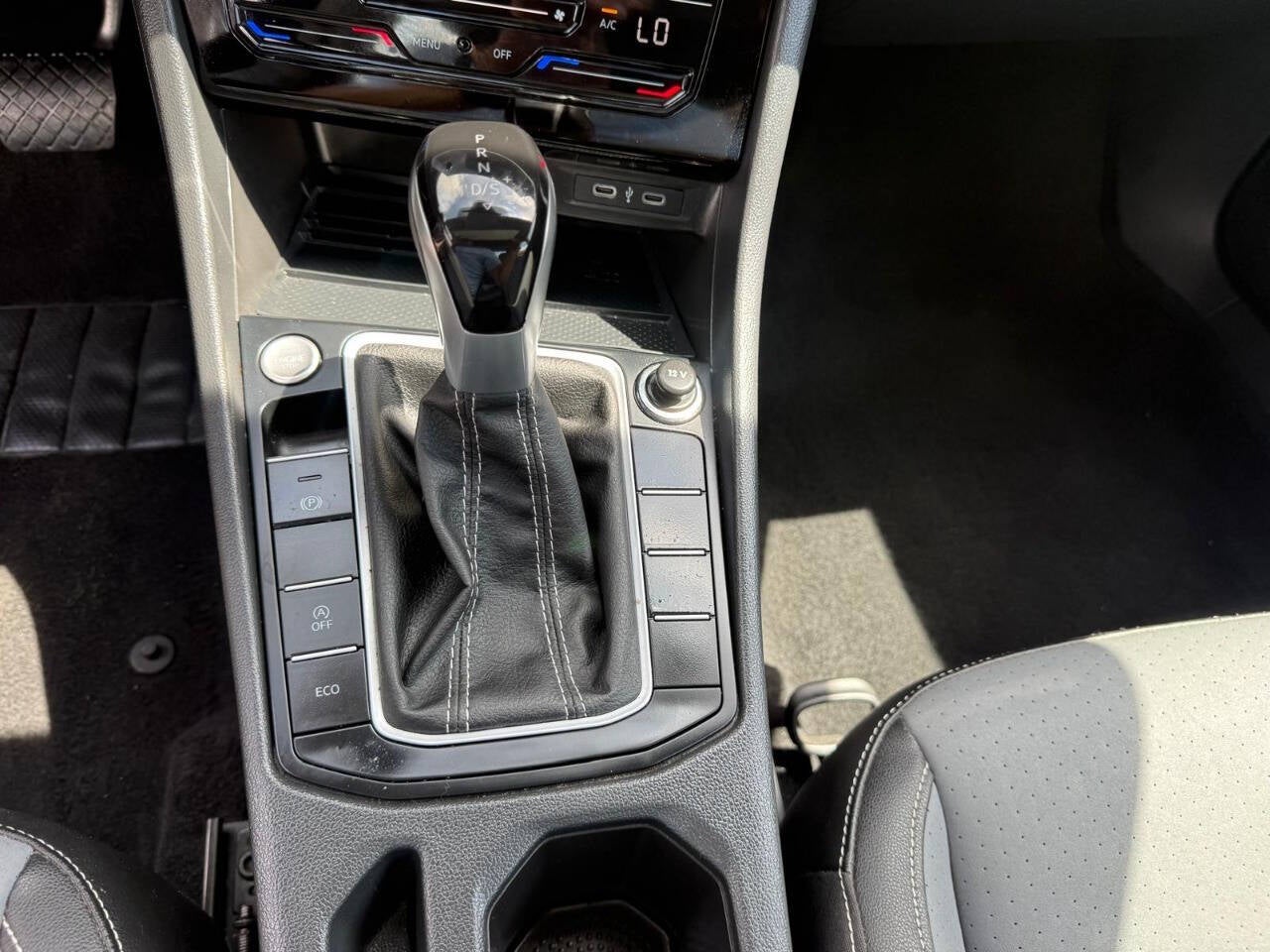 2025 Volkswagen Jetta SE 4dr Sedan