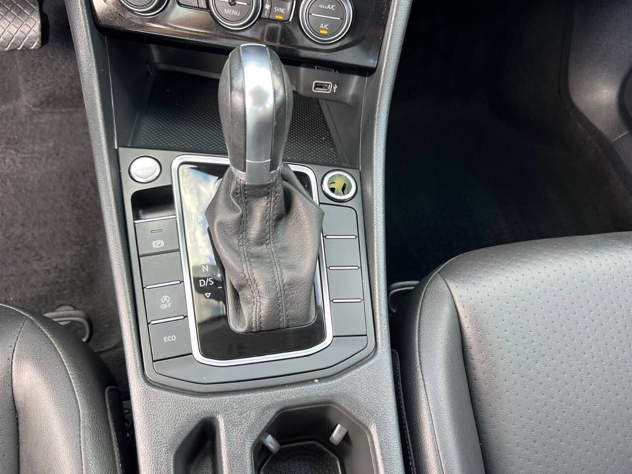 2019 Volkswagen Jetta SE 4dr Sedan ULEV