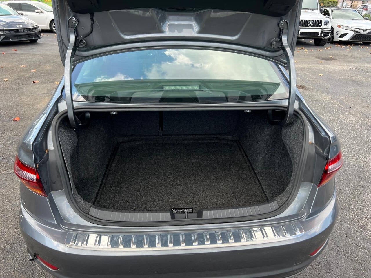 2019 Volkswagen Jetta SE 4dr Sedan ULEV