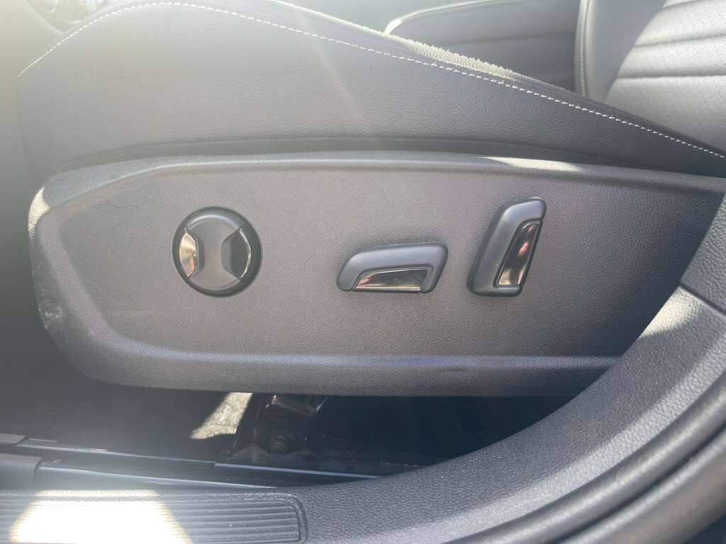 2024 Volkswagen Jetta SE 4dr Sedan