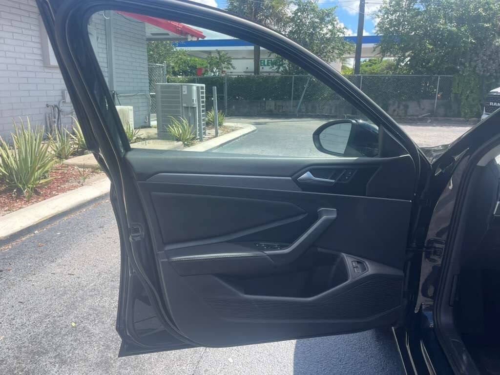 2024 Volkswagen Jetta SE 4dr Sedan