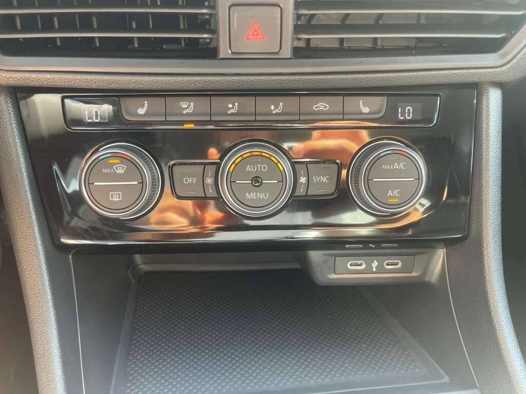 2024 Volkswagen Jetta SE 4dr Sedan