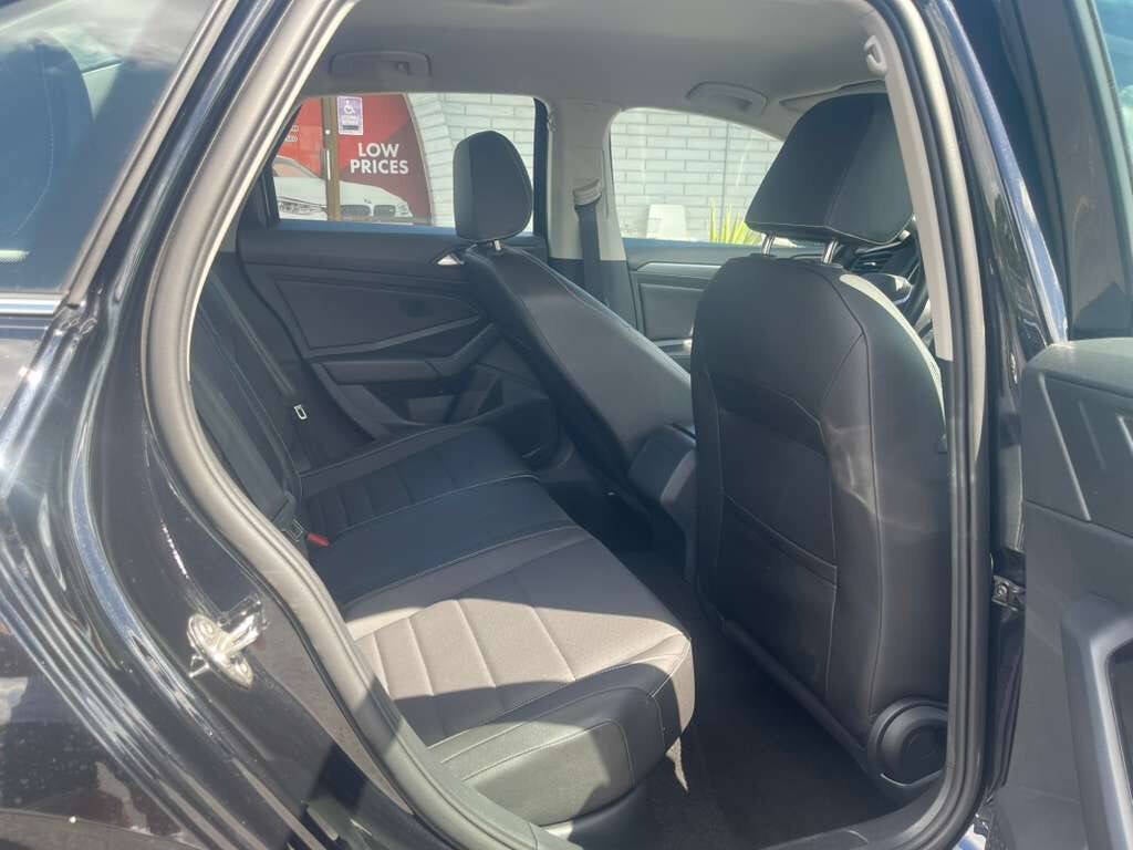 2024 Volkswagen Jetta SE 4dr Sedan