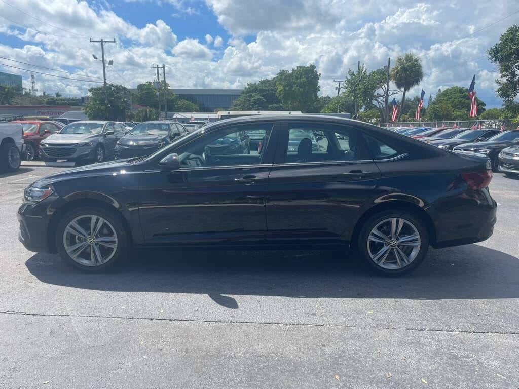 2024 Volkswagen Jetta SE 4dr Sedan