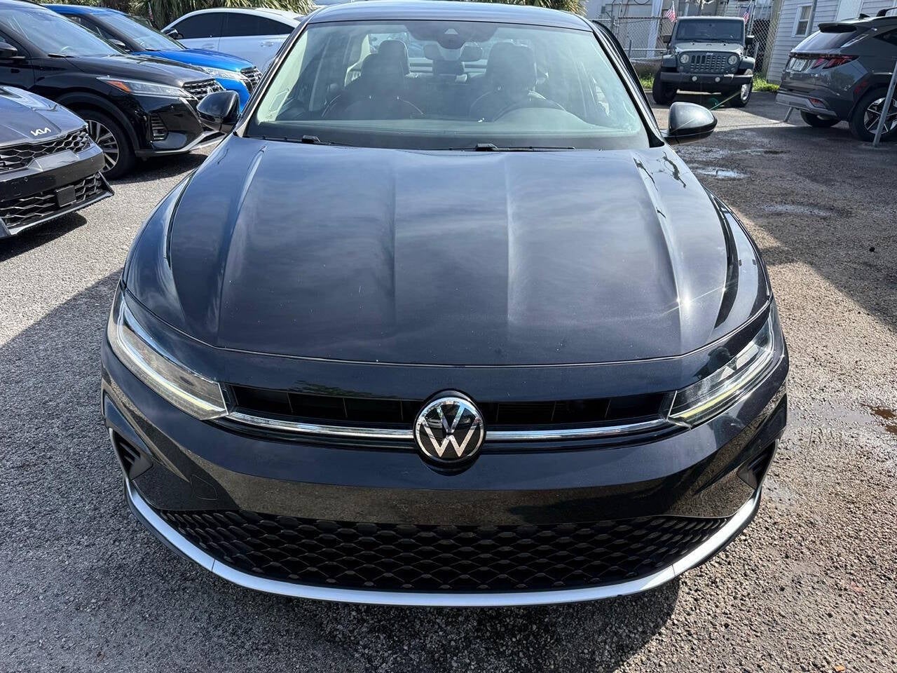 2025 Volkswagen Jetta SE 4dr Sedan