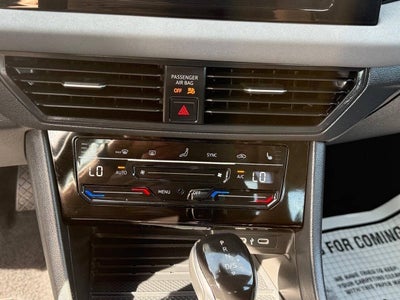 2025 Volkswagen Jetta SE 4dr Sedan