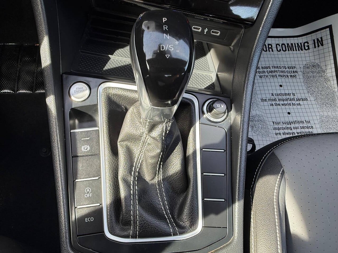 2025 Volkswagen Jetta SE 4dr Sedan