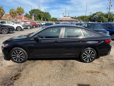 2025 Volkswagen Jetta SE 4dr Sedan