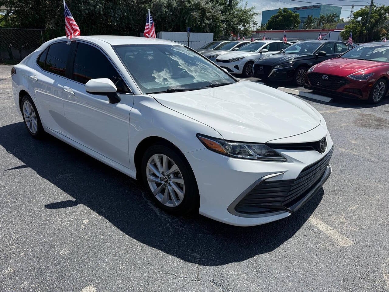 2023 Toyota Camry LE 4dr Sedan