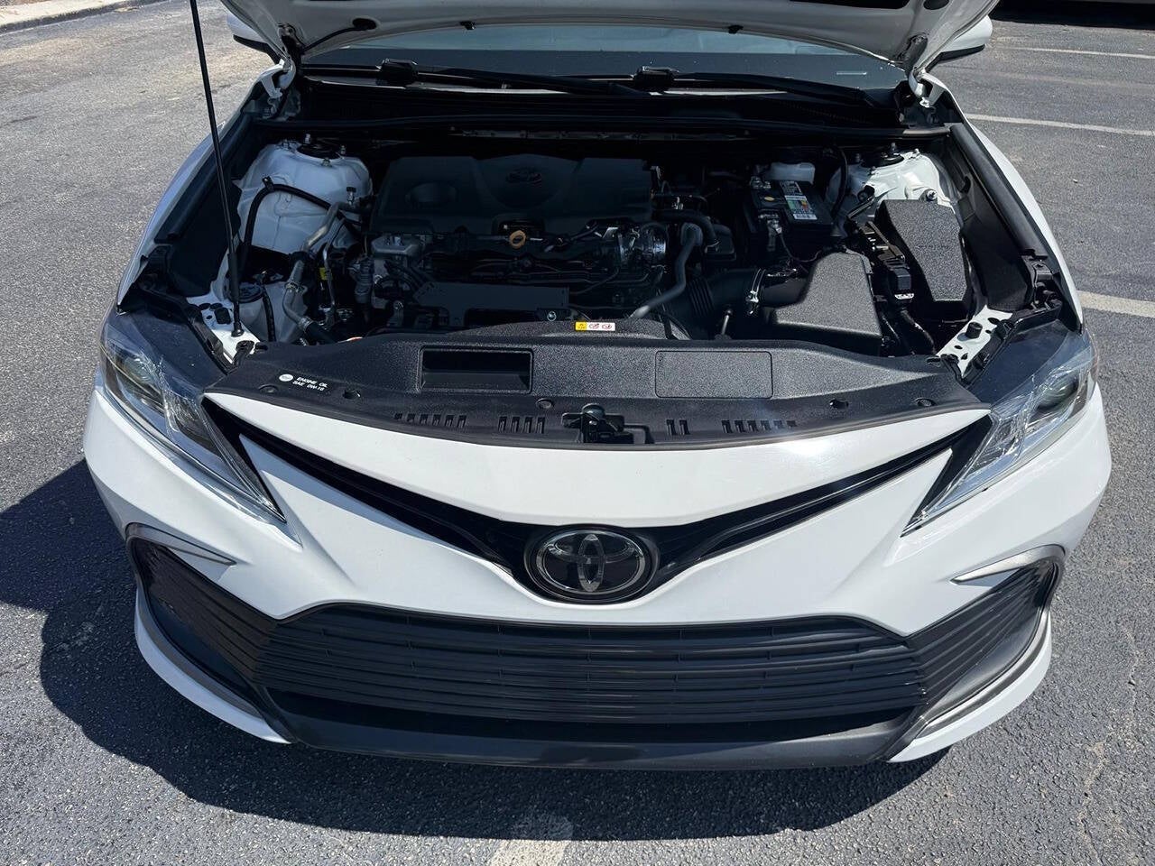 2023 Toyota Camry LE 4dr Sedan