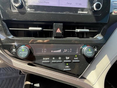 2023 Toyota Camry LE 4dr Sedan