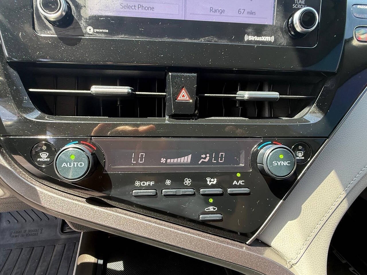 2023 Toyota Camry LE 4dr Sedan