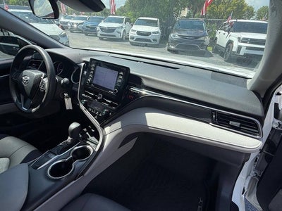 2023 Toyota Camry LE 4dr Sedan