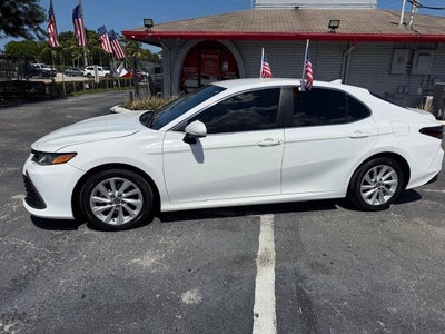 2023 Toyota Camry LE 4dr Sedan