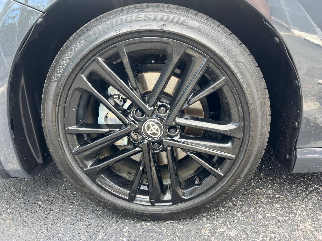 2025 Toyota Camry SE 4dr Sedan